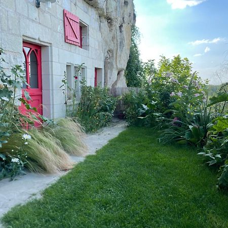 Gite Des Perreyeurs - Maison Troglodyte Avec Vue Sur Loire Montsoreau Ngoại thất bức ảnh